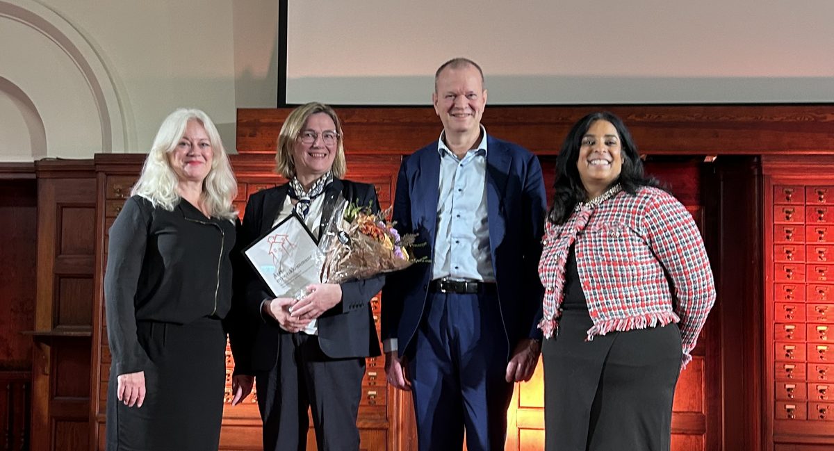 Nina Teigland (konstituert direktør i Språkrådet), Sølvi Dimmen (ordførar i Volda kommune), Rune Sjurgard (kommunedirektør i Volda kommune), Lubna Jaffery (kultur- og likestillingsminister) | Foto: Språkrådet